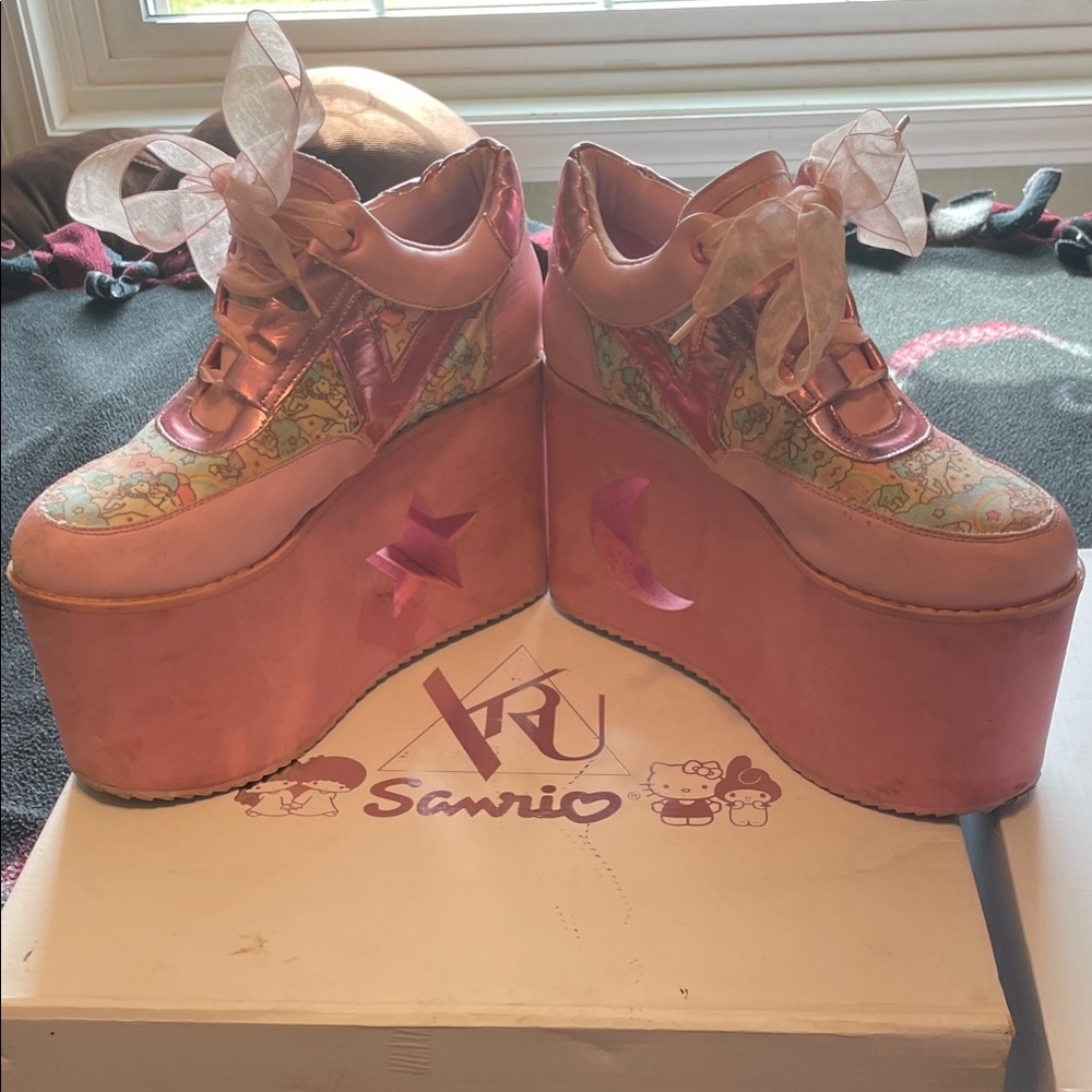 Sanrio x YRU Pink Platform Twin Stars Shoes with Star and Moon Accents